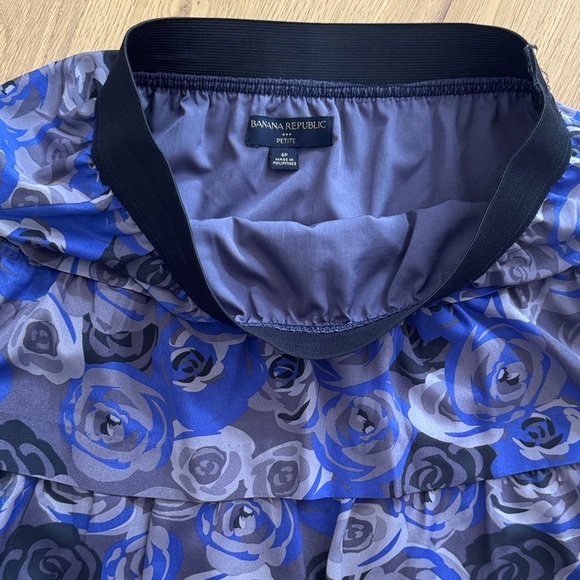 Banana Republic Floral Mini Skirt in Blue and Gray - Picture 5 of 5